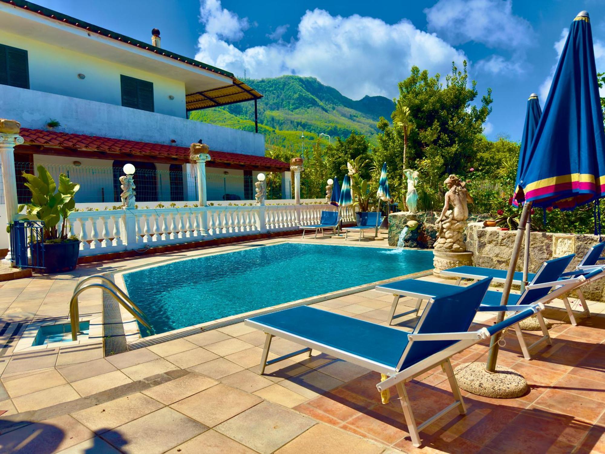 Hotel Villa Fiorentina Казамиччола-Терме Экстерьер фото