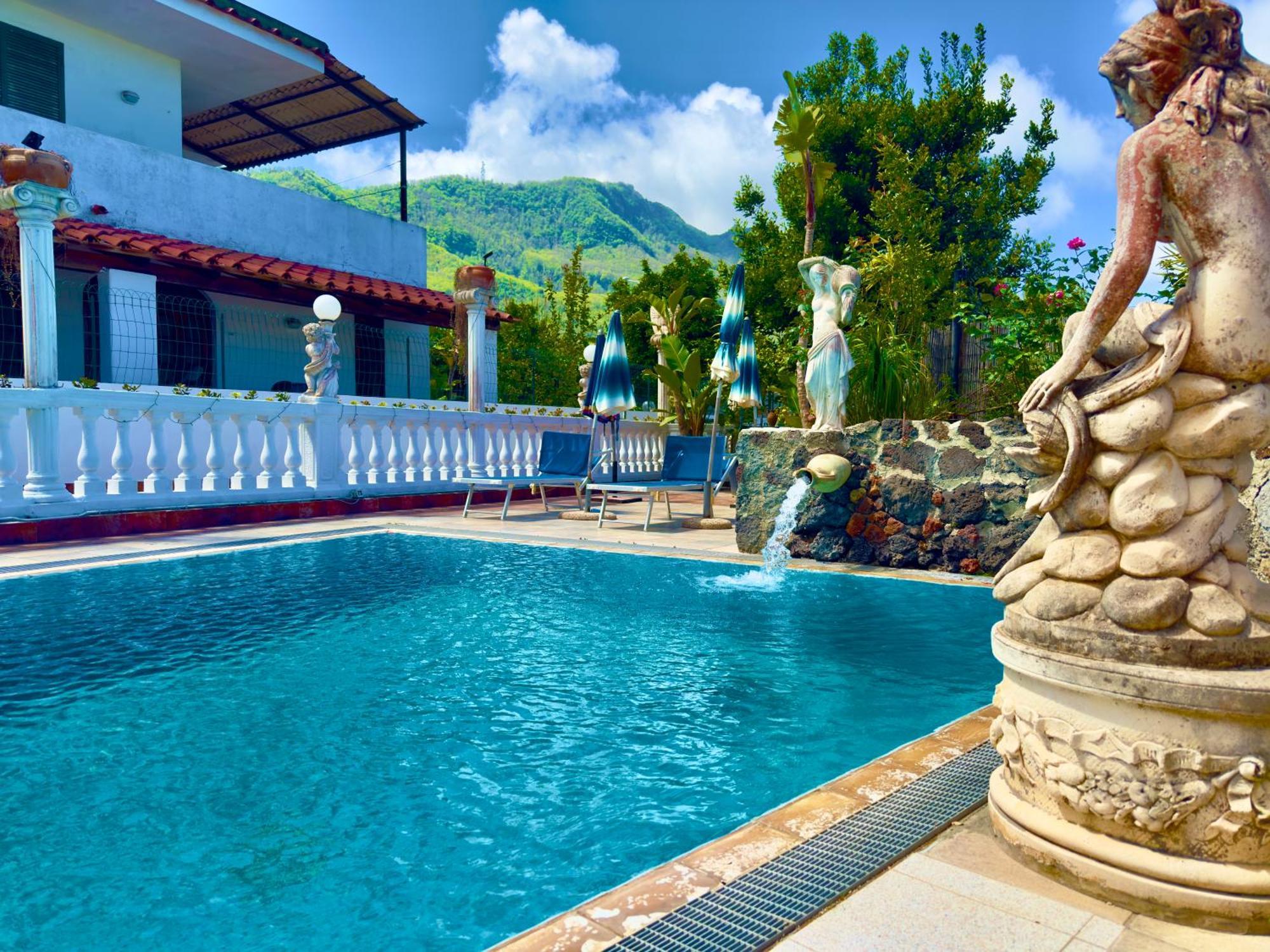 Hotel Villa Fiorentina Казамиччола-Терме Экстерьер фото
