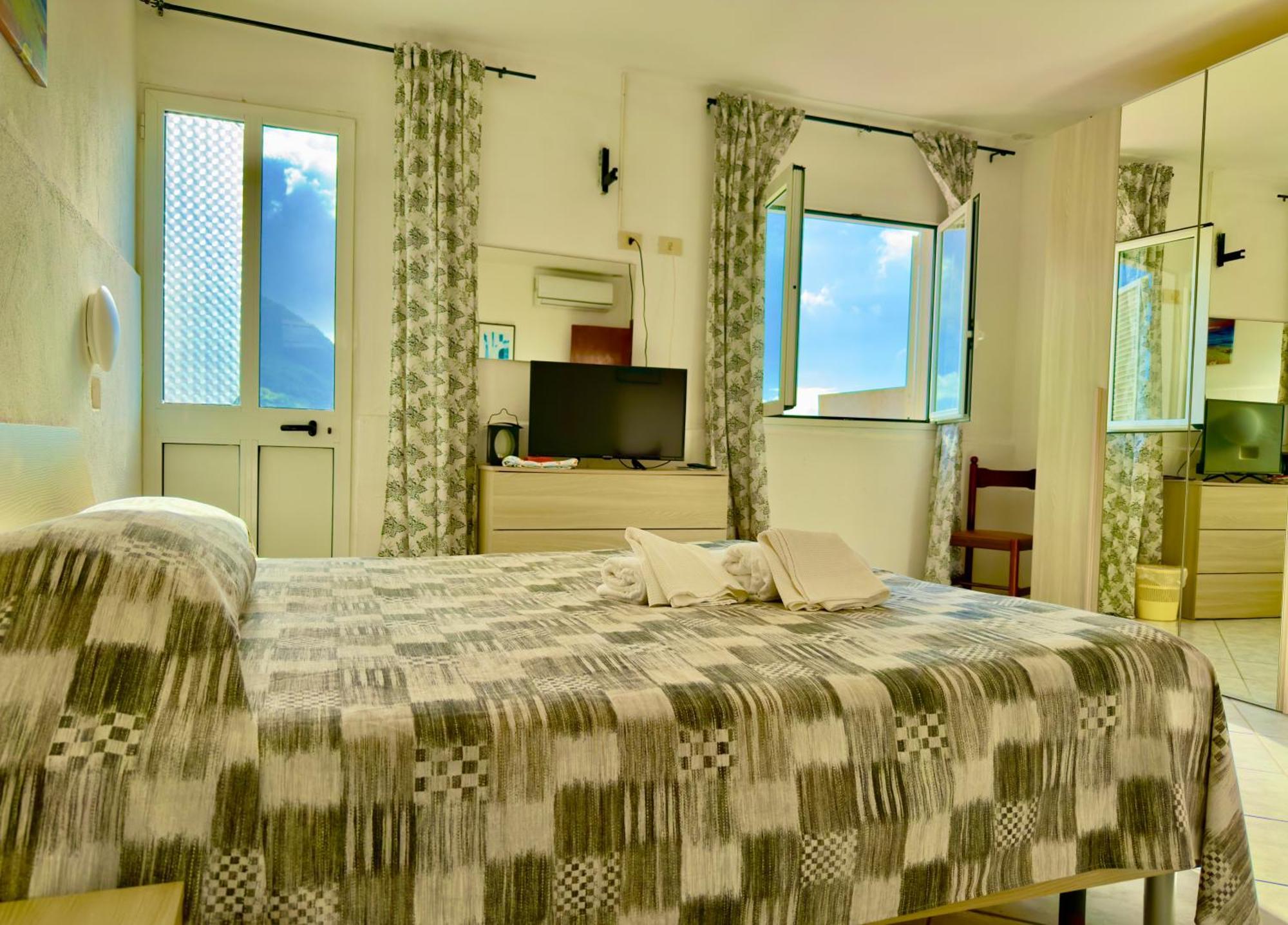 Hotel Villa Fiorentina Казамиччола-Терме Экстерьер фото