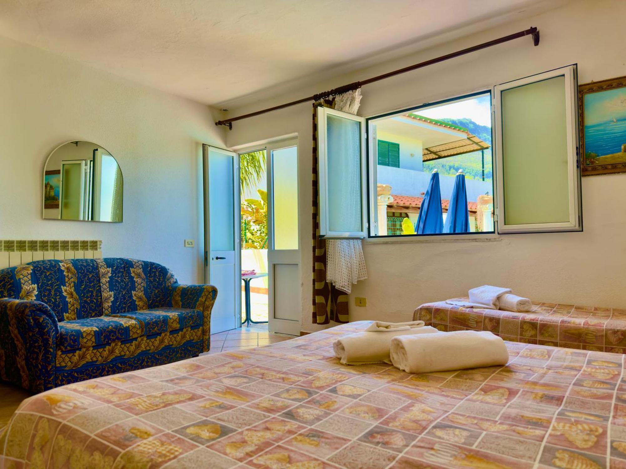 Hotel Villa Fiorentina Казамиччола-Терме Экстерьер фото