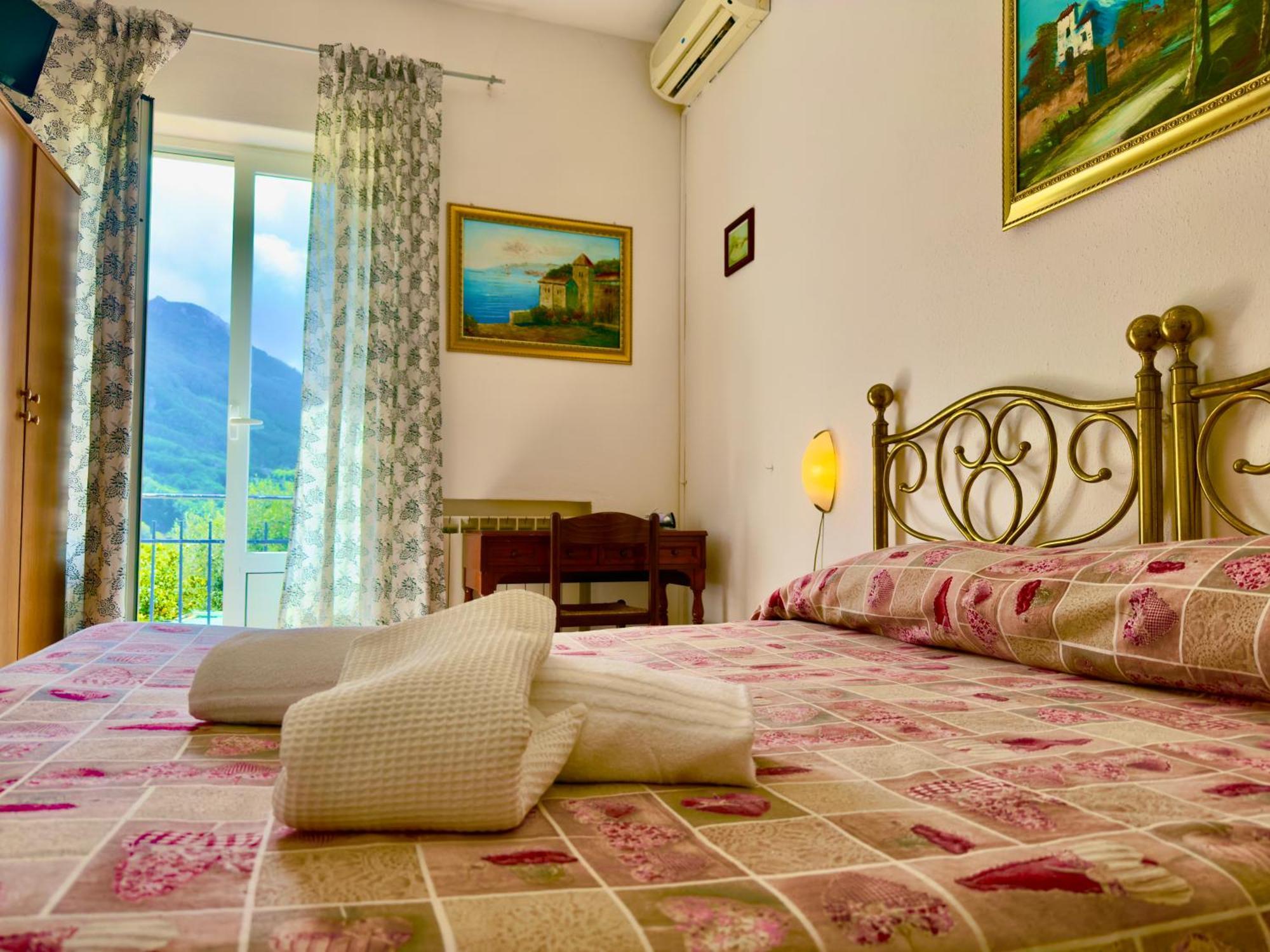 Hotel Villa Fiorentina Казамиччола-Терме Экстерьер фото